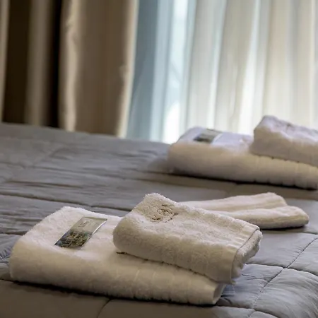 Nikon Boutique Hotel