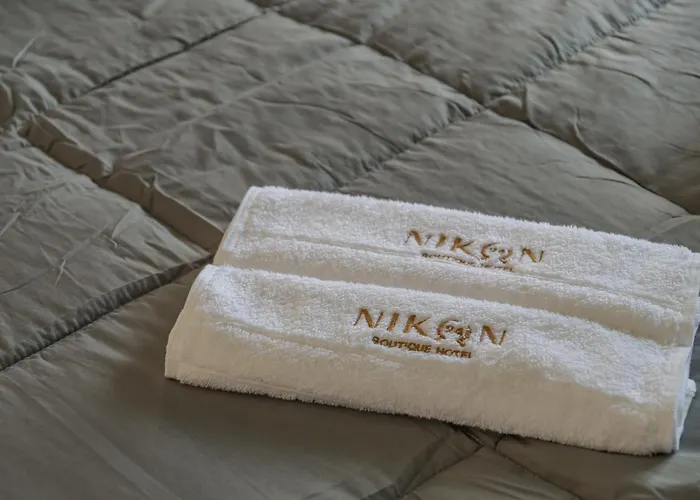 מלון Nikon Boutique Kalamákion