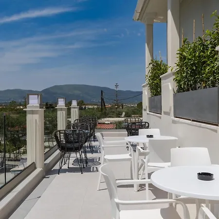 Nikon Boutique Hotel 4*