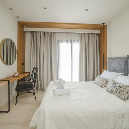 Nikon Boutique 4* Kalamákion