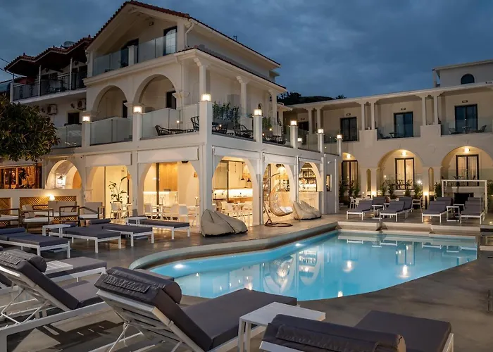 Nikon Boutique Отель Каламакион